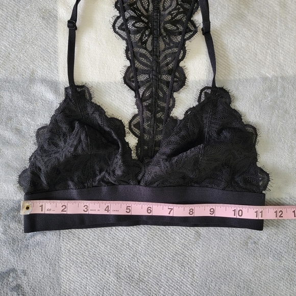 PINK Victoria's Secret Eyelash Lace Triangle Bralette Black Racerback Size Small - Picture 8 of 9